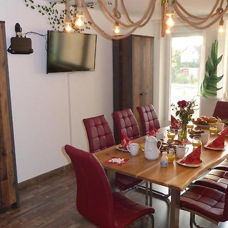 Ferienwohnung Jungle Adventure Гюнцбург Экстерьер фото
